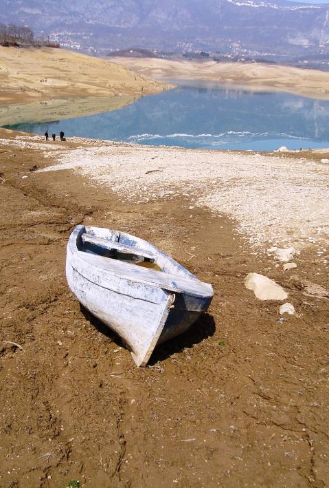 Boat stranded during a drought